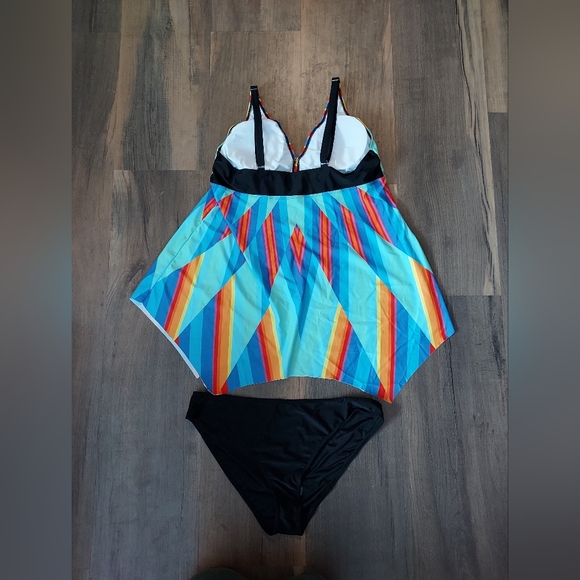 NEW Multi Color Swimsuit - Picture 3 of 4